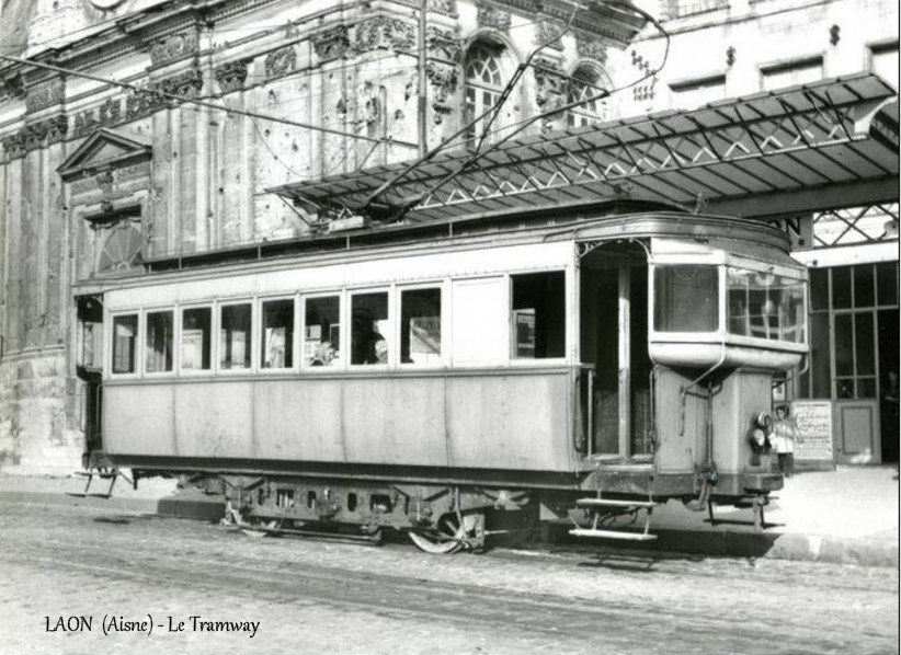 Genealogie30 : Le tramway de Laon